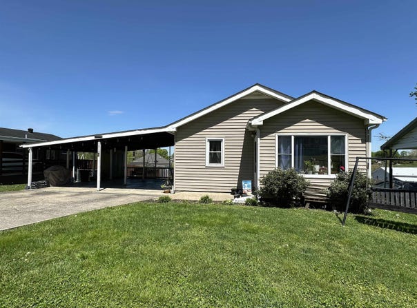 1515 Luci Mae Drive, Flatwoods, KY 41139