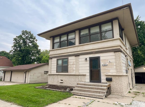 415 N N Massachusetts Avenue, Mason City, IA 50401
