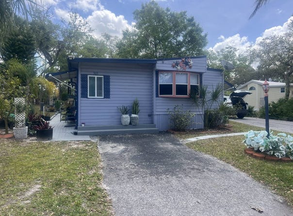 10521 Scenic Dr., Port Richey, FL 34668