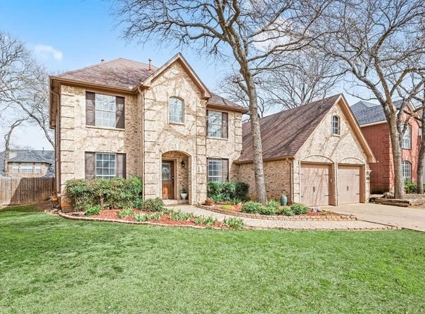 1812 Rolling Ridge Drive, Grapevine, TX 76051