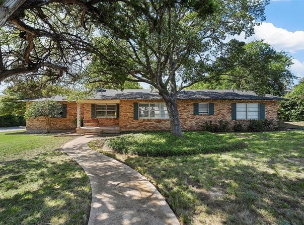 9537 Bryce Drive, Woodway, TX 76712