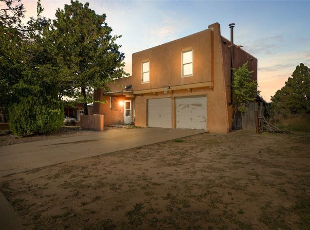 2312 Calle Pacifica, Santa Fe, NM 87505