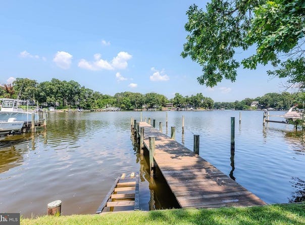 242 BEACHWOOD RD, PASADENA, MD 21122