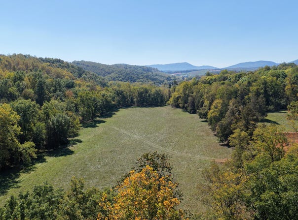 Flat Woods Rd, Lexington, VA 24450