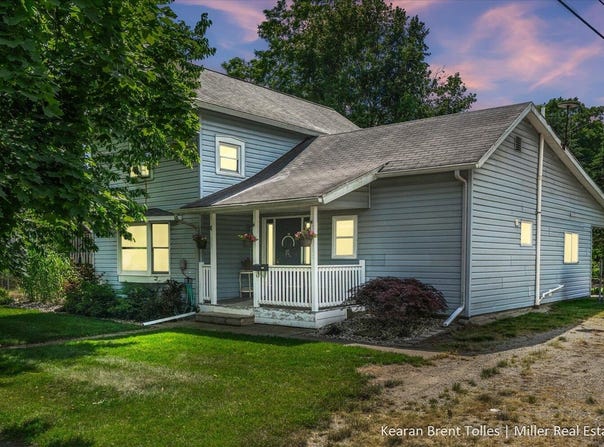 418 S Dibble Street, Hastings, MI 49058