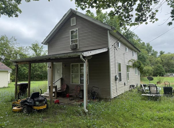 862 E Green Street, Marshall, MI 49068