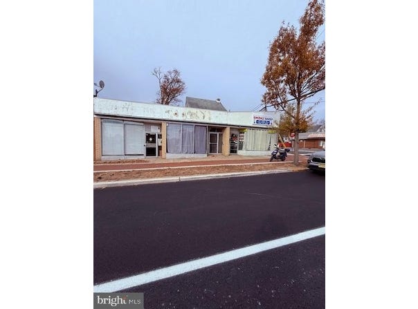 301-305 s Broad / 7-9 Wes 301-305 S BROAD 7-9 WEST, WOODBURY, NJ 08096