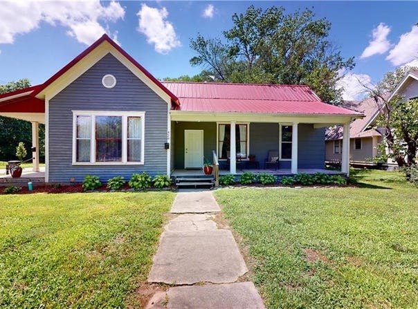 428 S Adams Street, Nevada, MO 64772