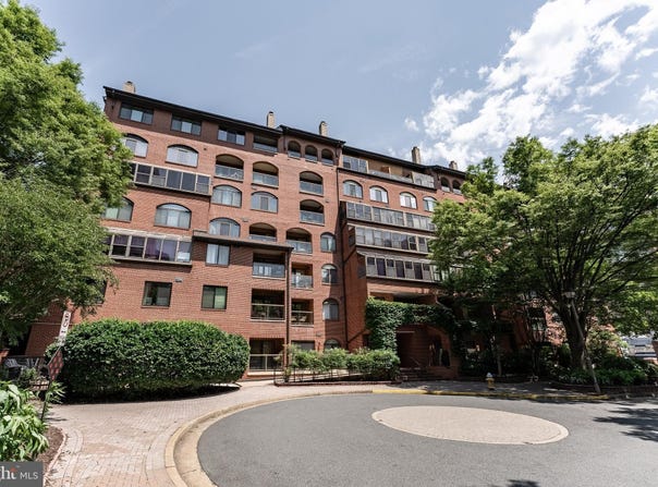1029 N STUART STREET, ARLINGTON, VA 22201