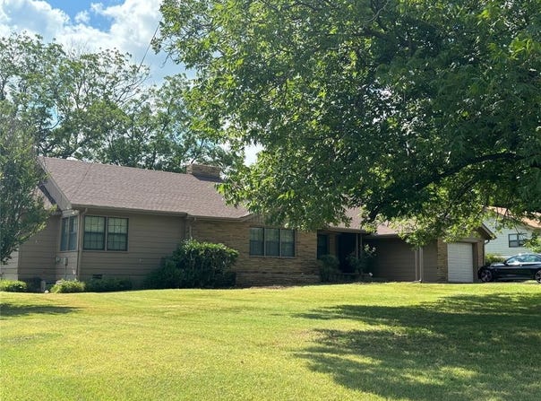 710 W 17th Street, Sulphur, OK 73086