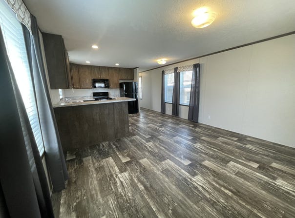 46000 Geddes Road, Canton, MI 48188