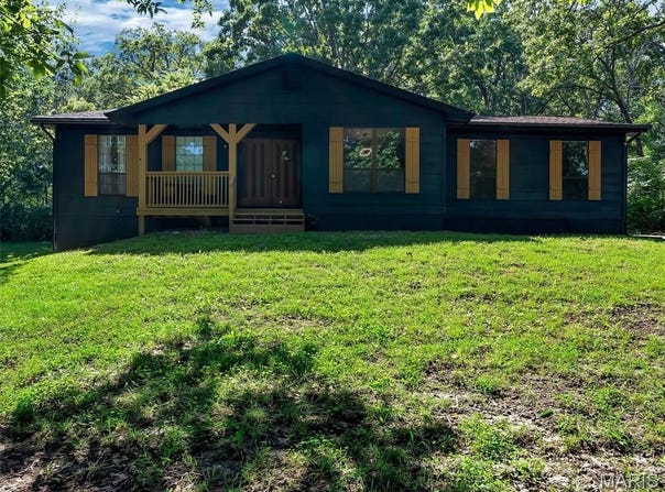 3787 Highway Nn, Pacific, MO 63069