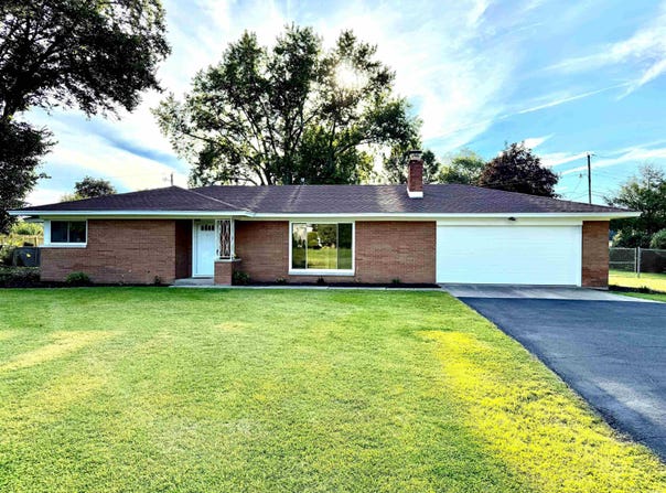 61439 Miami Road, South Bend, IN 46614-6405