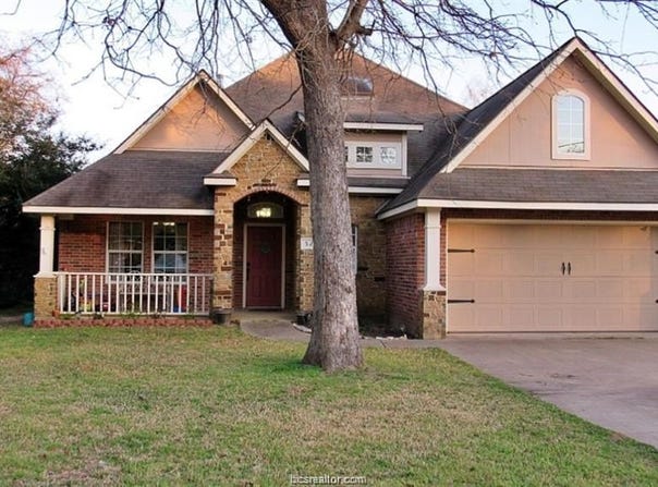 52 Fairway Drive, Normangee, TX 77871