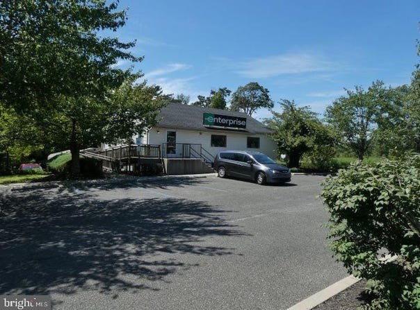 198 S ROUTE 73, BERLIN, NJ 08009