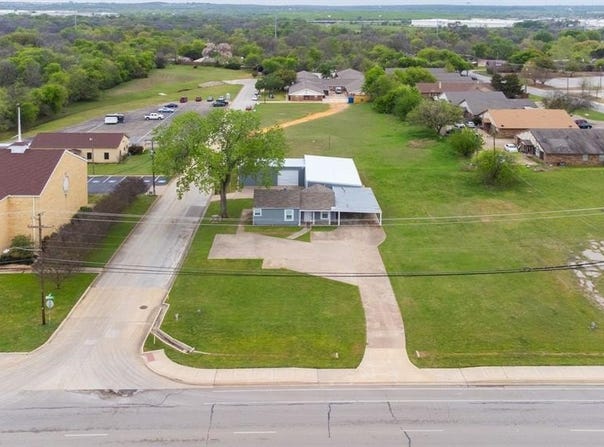 6826 BAKER Boulevard, Richland Hills, TX 76118