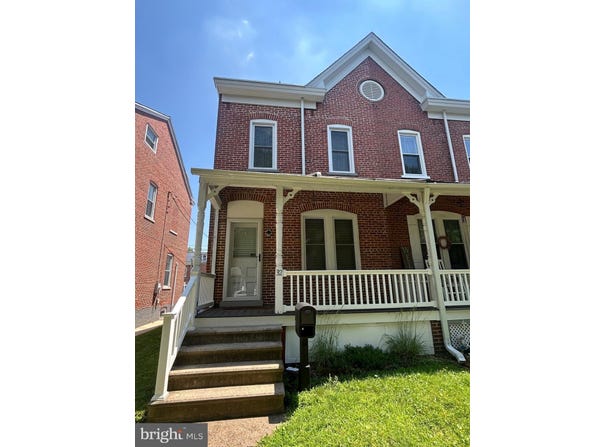 32 3RD AVENUE, ROEBLING, NJ 08554