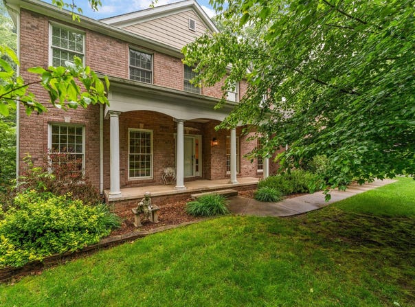 2402 Idaho Street, Chesterton, IN 46304