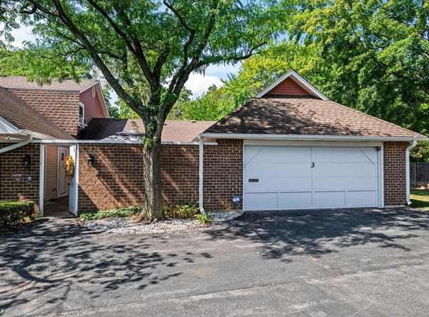 3 Chelsea On Auburn, Rolling Meadows, IL 60008