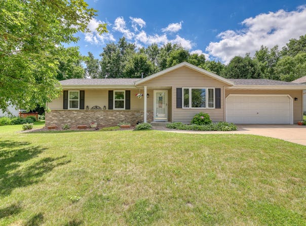 N164w20145 Juniper St, Jackson, WI 53037