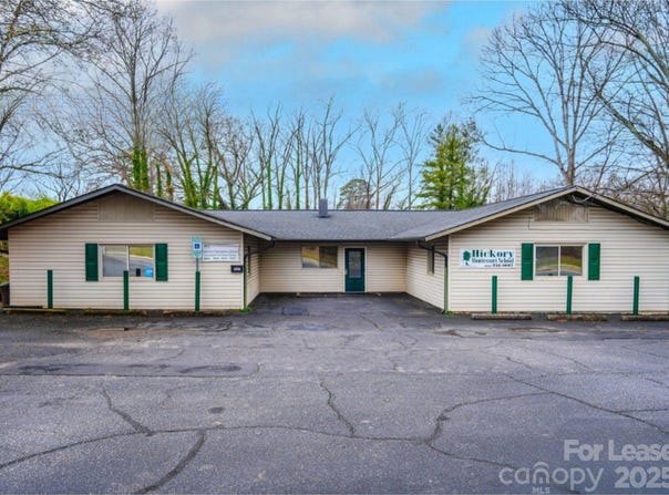 925 NE 5th Street NE, Hickory, NC 28601