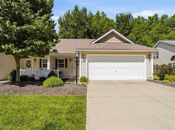 7618 Willow Woods Drive, North Olmsted, OH 44070