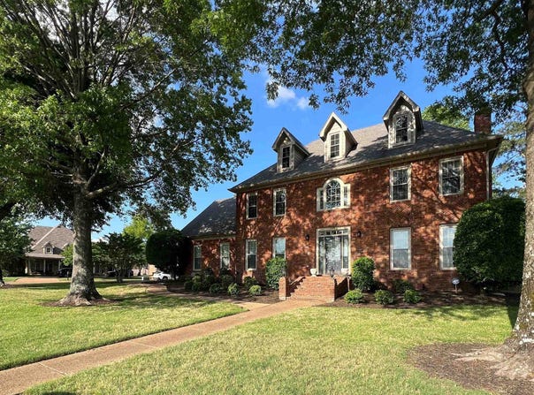 1196 E LAKE POINTE, Collierville, TN 38017