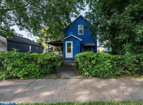 220 W Howard Ave, Keewatin, MN 55753