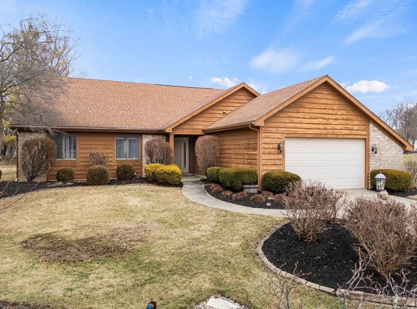9520 Fireside Court, Fort Wayne, IN 46804