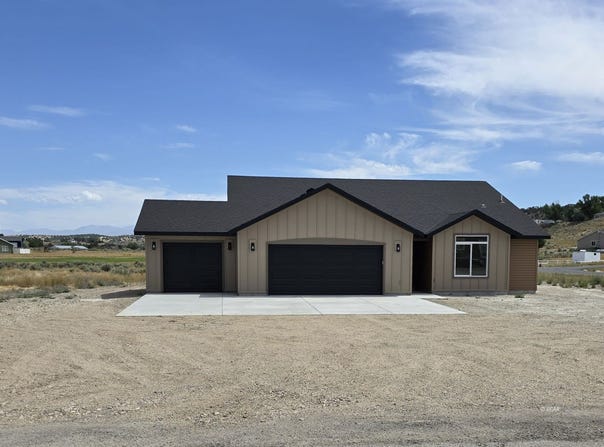 322 Parkchester Drive, Spring Creek, NV 89815