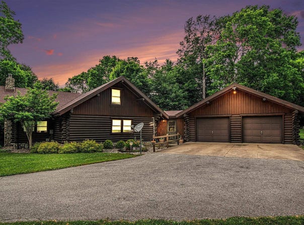 24205 County Road 126, Goshen, IN 46526-8725