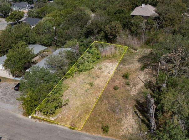 1104 ADVANCE ST, San Marcos, TX 78666