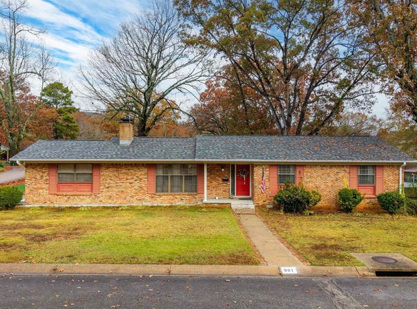 901 E 53rd Place, North Little Rock, AR 72116