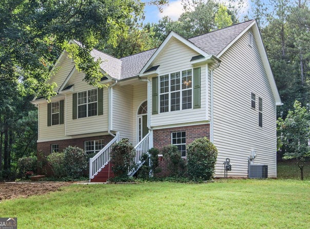 45 Ashley Woods, Newnan, GA 30263