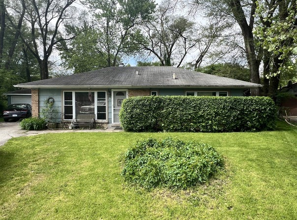 6 Monee Court, Park Forest, IL 60466