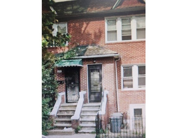 841 E 215th street, Bronx, NY 10467