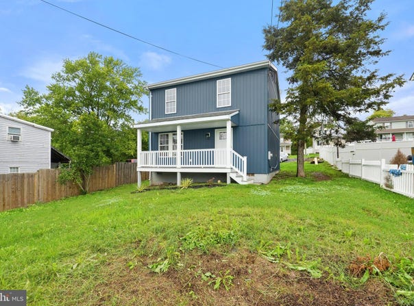 558 BRANCH STREET, STRASBURG, VA 22657