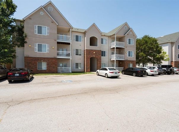 2200 Classen Boulevard, Norman, OK 73071