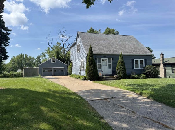 1109 parker Street, Cedar Falls, IA 50613