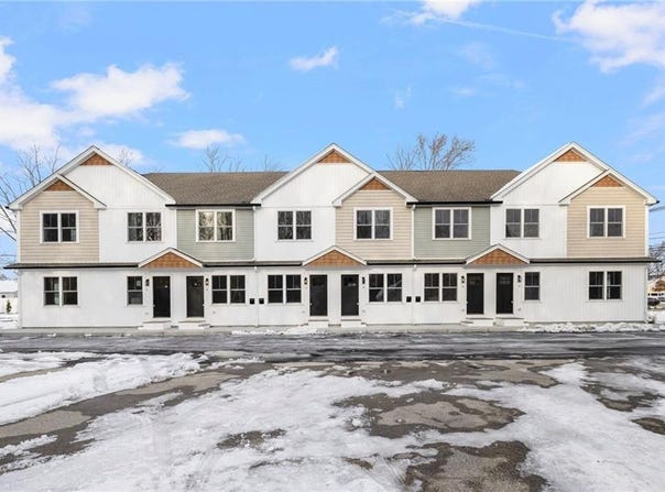 2907 Post Road, Warwick, RI 02886