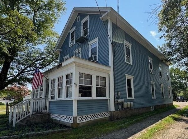 1088 Main Street, Hopkinton, RI 02832