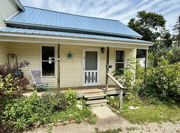 300 Cass Street, Cheboygan, MI 49721