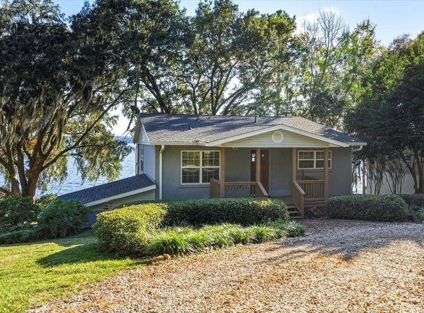 997 DRAKE ACRES Road, Quincy, FL 32351