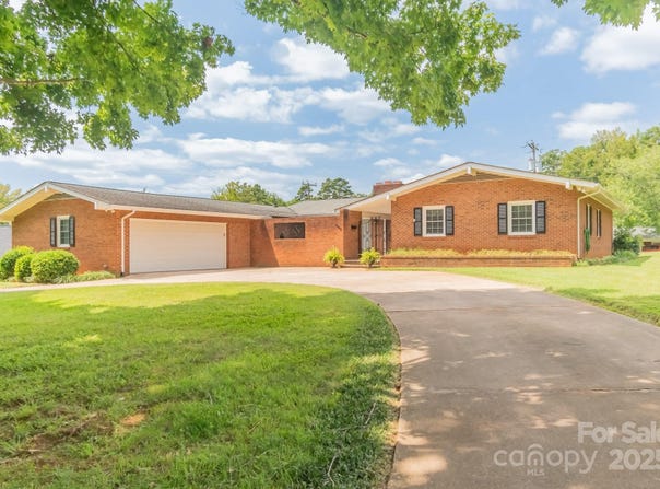 1405 Northcrest Drive, Albemarle, NC 28001