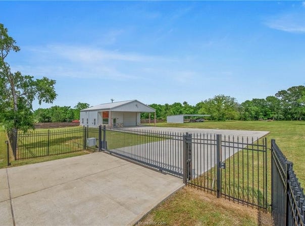 4214 Fm 244 Road, Anderson, TX 77830
