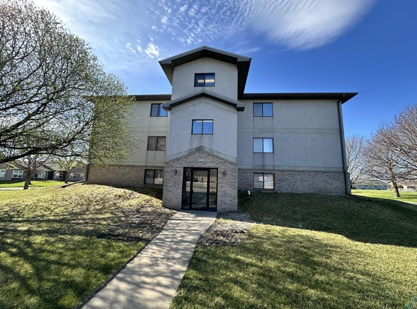 470 21st St SW, Huron, SD 57350