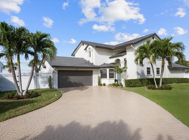 481 N Juno Lane, Juno Beach, FL 33408