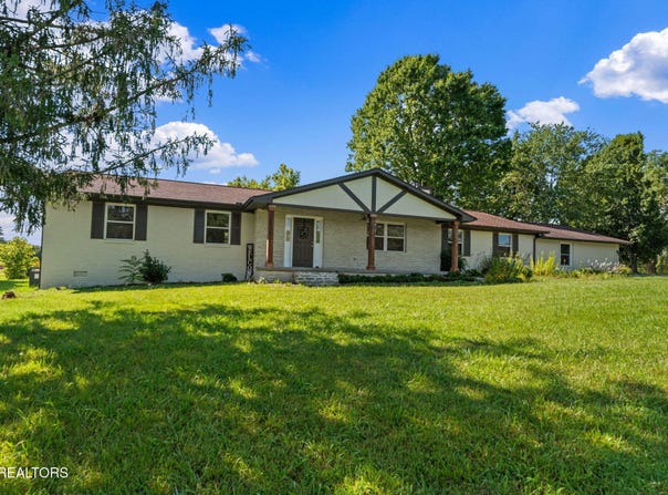 1299 Tazewell Pike, Corryton, TN 37721
