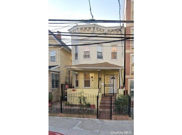 104-32 39 Avenue, Corona, NY 11368