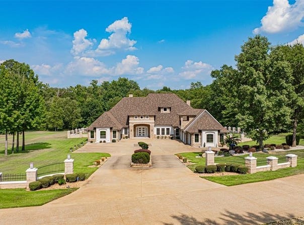 8 Stone Ridge Trail, Longview, TX 75605